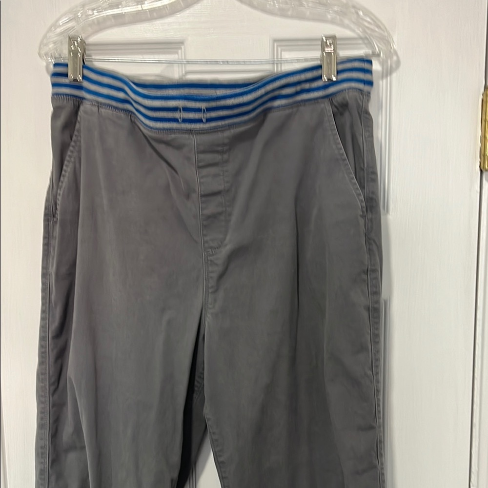 Lands End cargo pant boys husky 18-20
